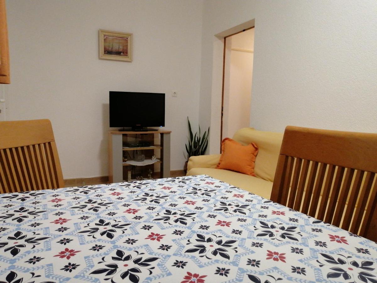 Apartmani Stipan Brela Exterior foto