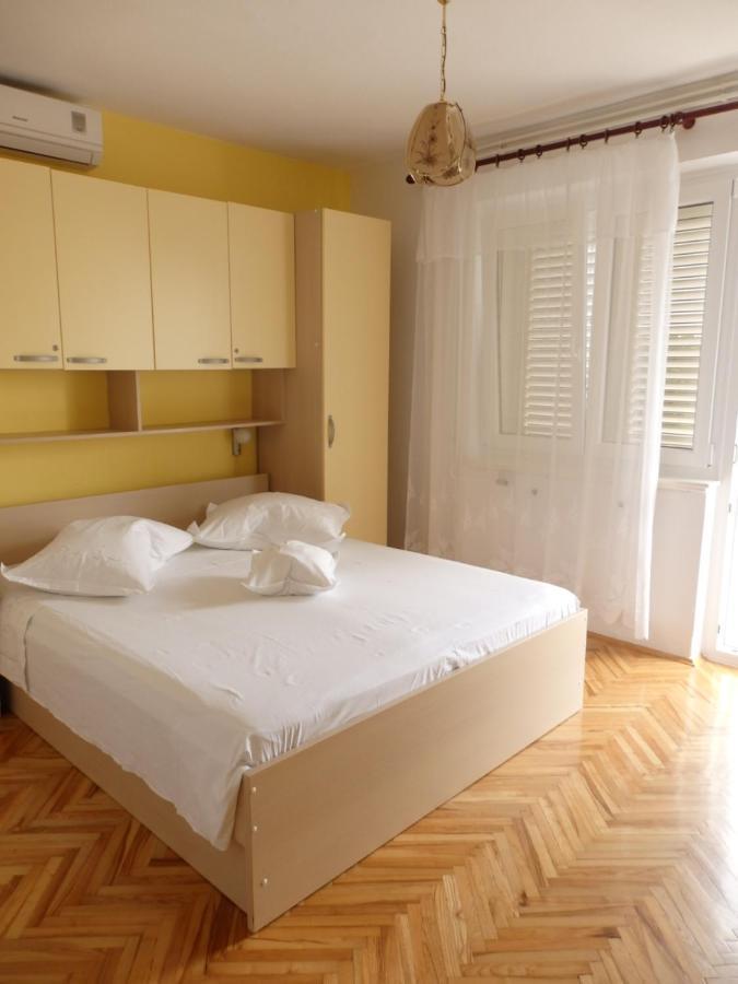 Apartmani Stipan Brela Exterior foto