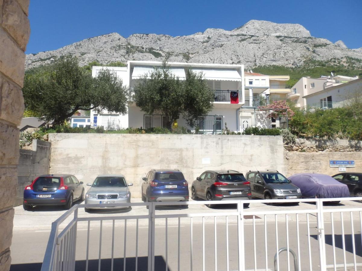 Apartmani Stipan Brela Exterior foto