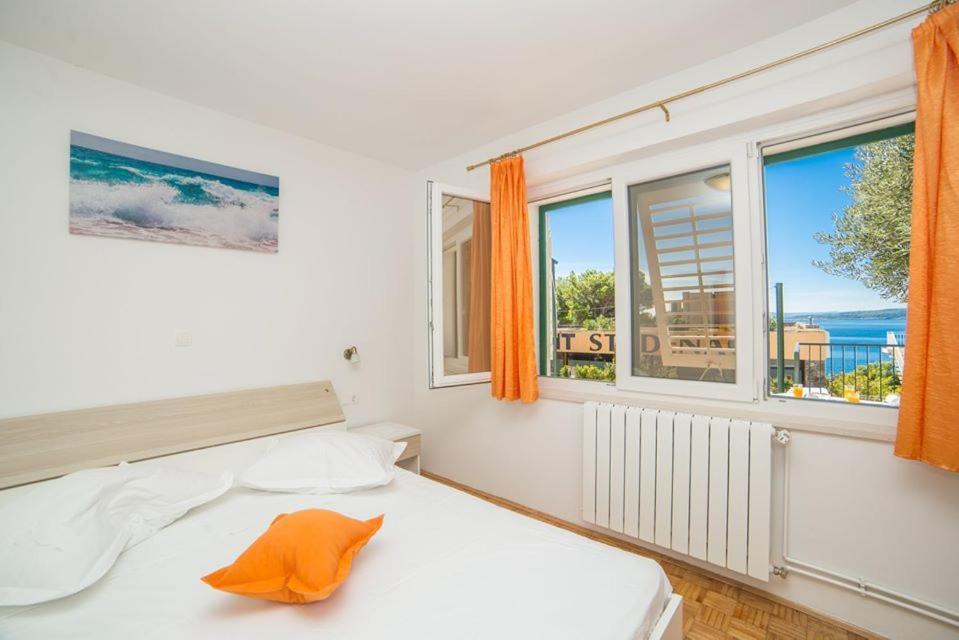 Apartmani Stipan Brela Exterior foto
