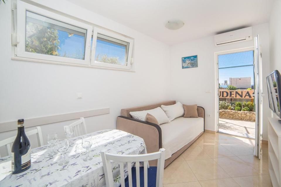 Apartmani Stipan Brela Exterior foto