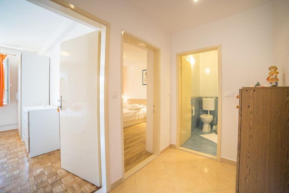 Apartmani Stipan Brela Exterior foto